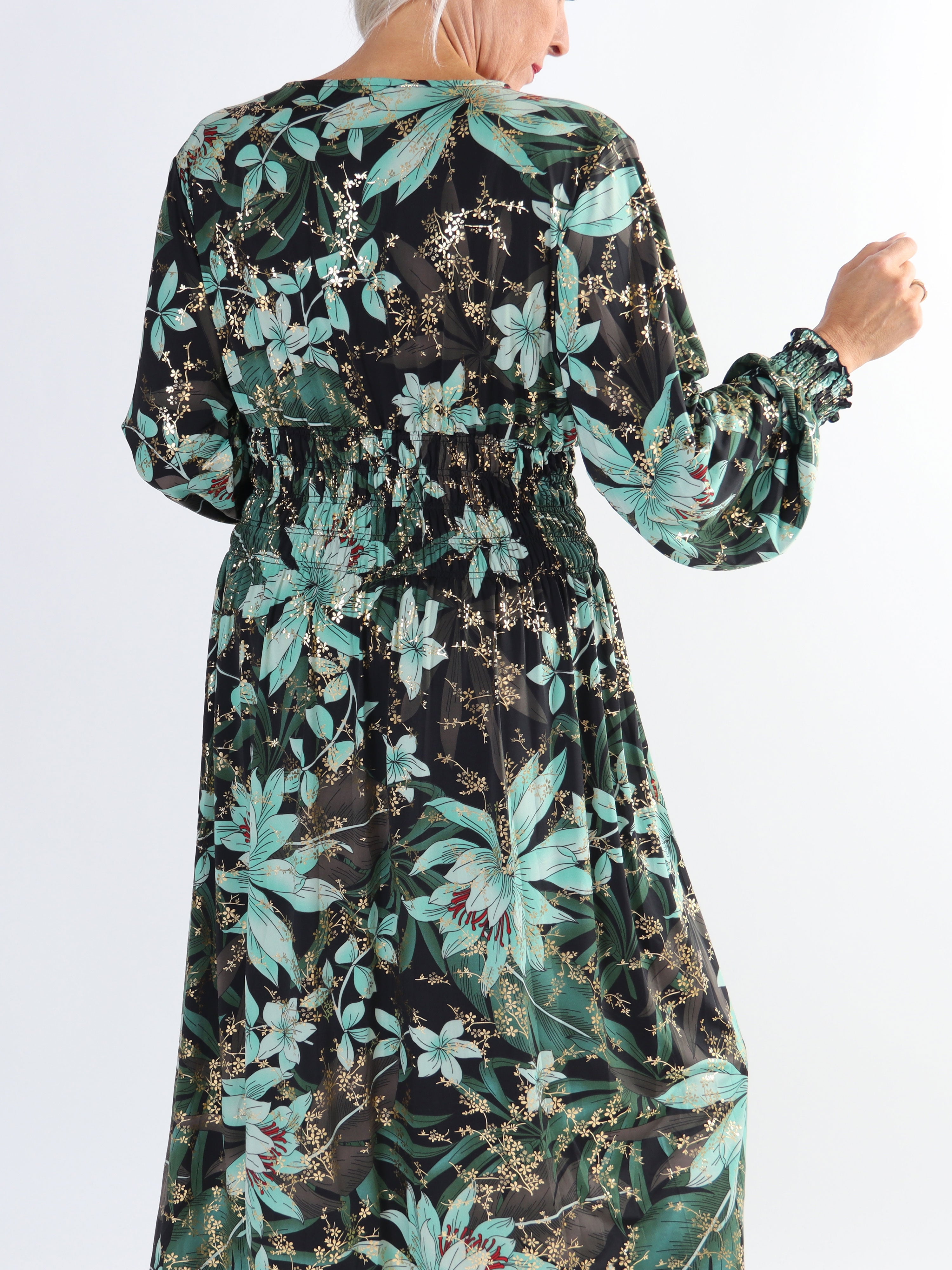 Pams Midi L/S - Plus size elastisk kjole i krølfrit stof med lange ærmer